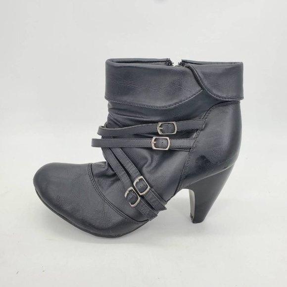 Lane Bryant Womens‎ Ankle Booties Black Folded Shaft Zip Cross Straps Buckle 9W - Picture 1 of 10